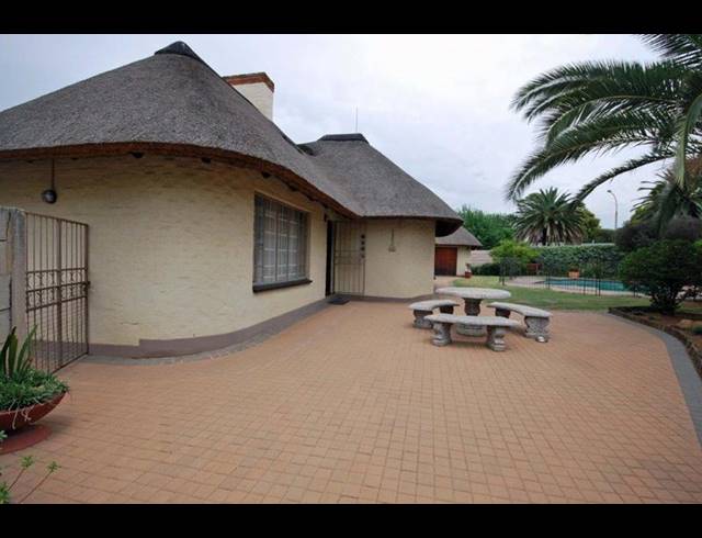 4 BEDROOM HOUSE FOR SALE IN BRACKENDOWNS